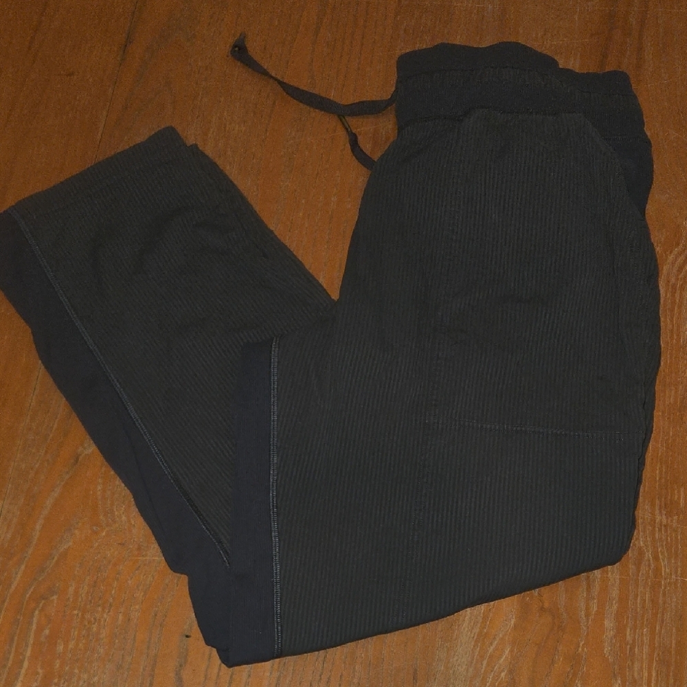 Lululemon Black Active Leggings - Women's Size 10